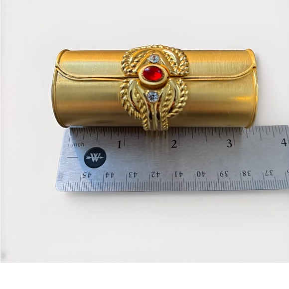 Brushed Gold Tone Princess Marcella Borghese Compact With Mirror - Picture 6 of 6